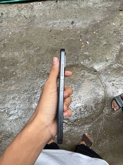 2 weeks use urgent sale need cash contac only  305 8654535