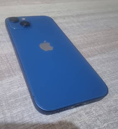 Apple iPhone 13