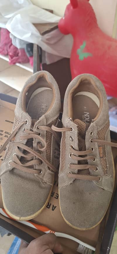 Alll Shoes fro Sale Starting From 500