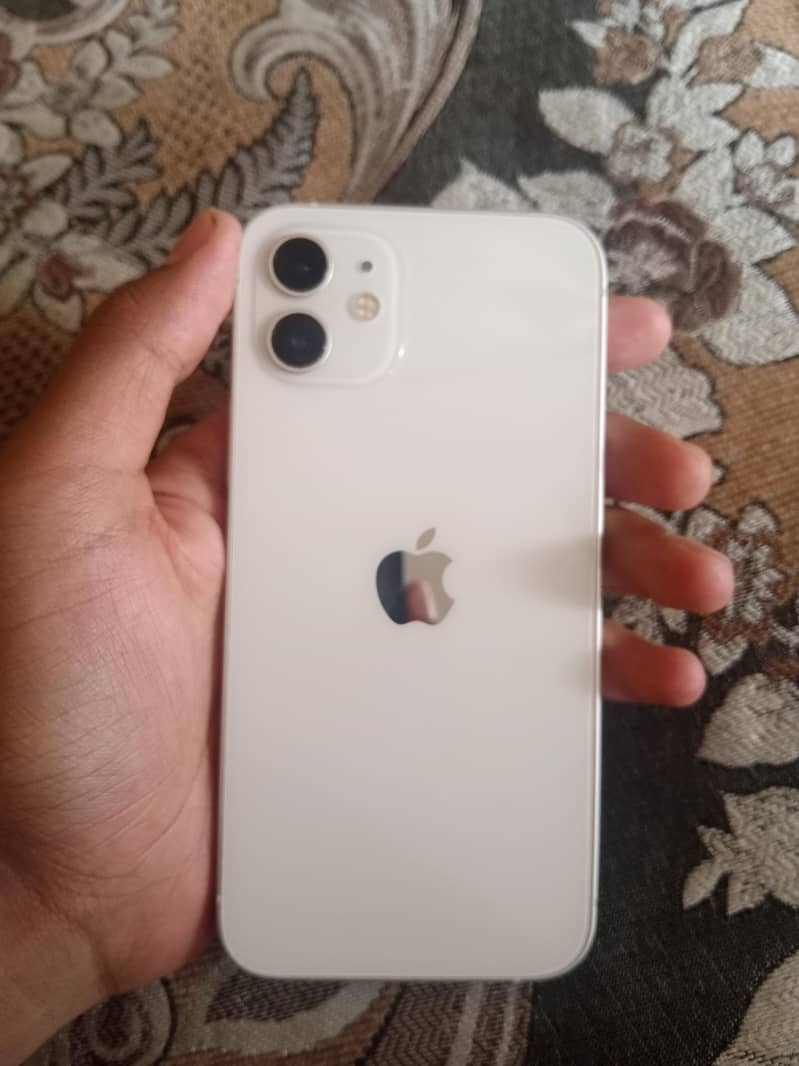 Apple iPhone 12 5