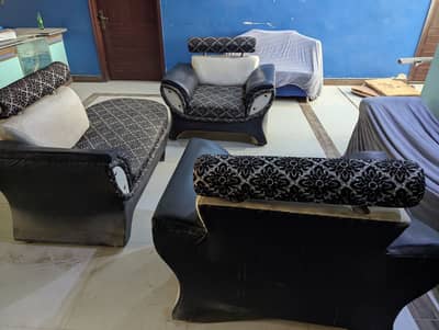 4 Seater for urgent sale