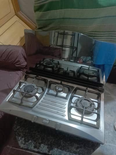 sui gas stove good condition with glass