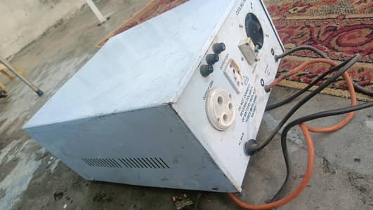2000 Watt UPS for sale urgent