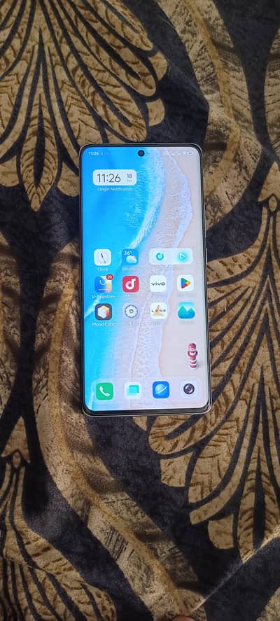 x70 pro 5G 12+12+256 PTA official dual SIM VIP camera all ok