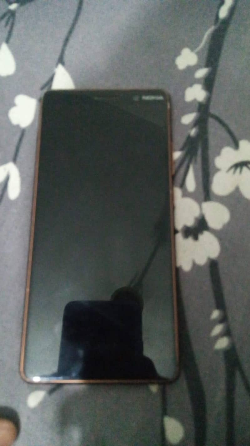 Nokia 7 Plus 0