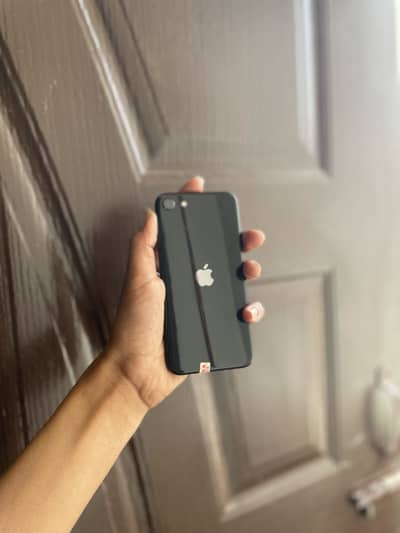 iphone se 2020 water pak