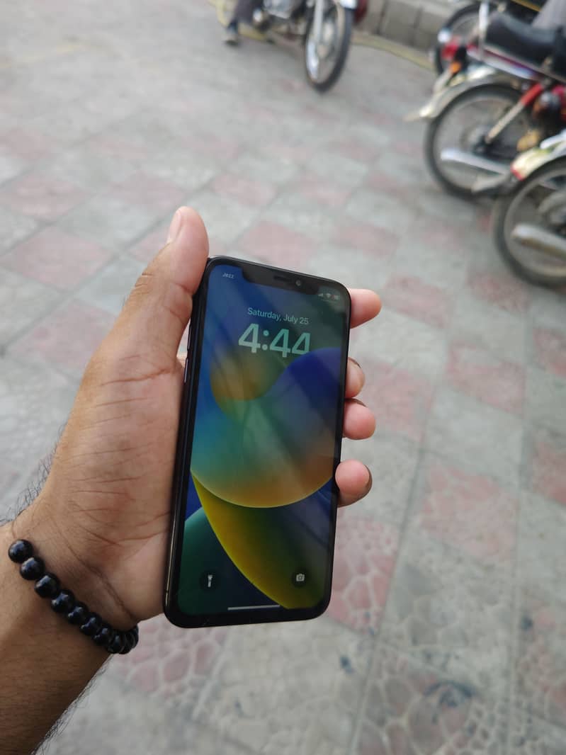 Apple iPhone X 1