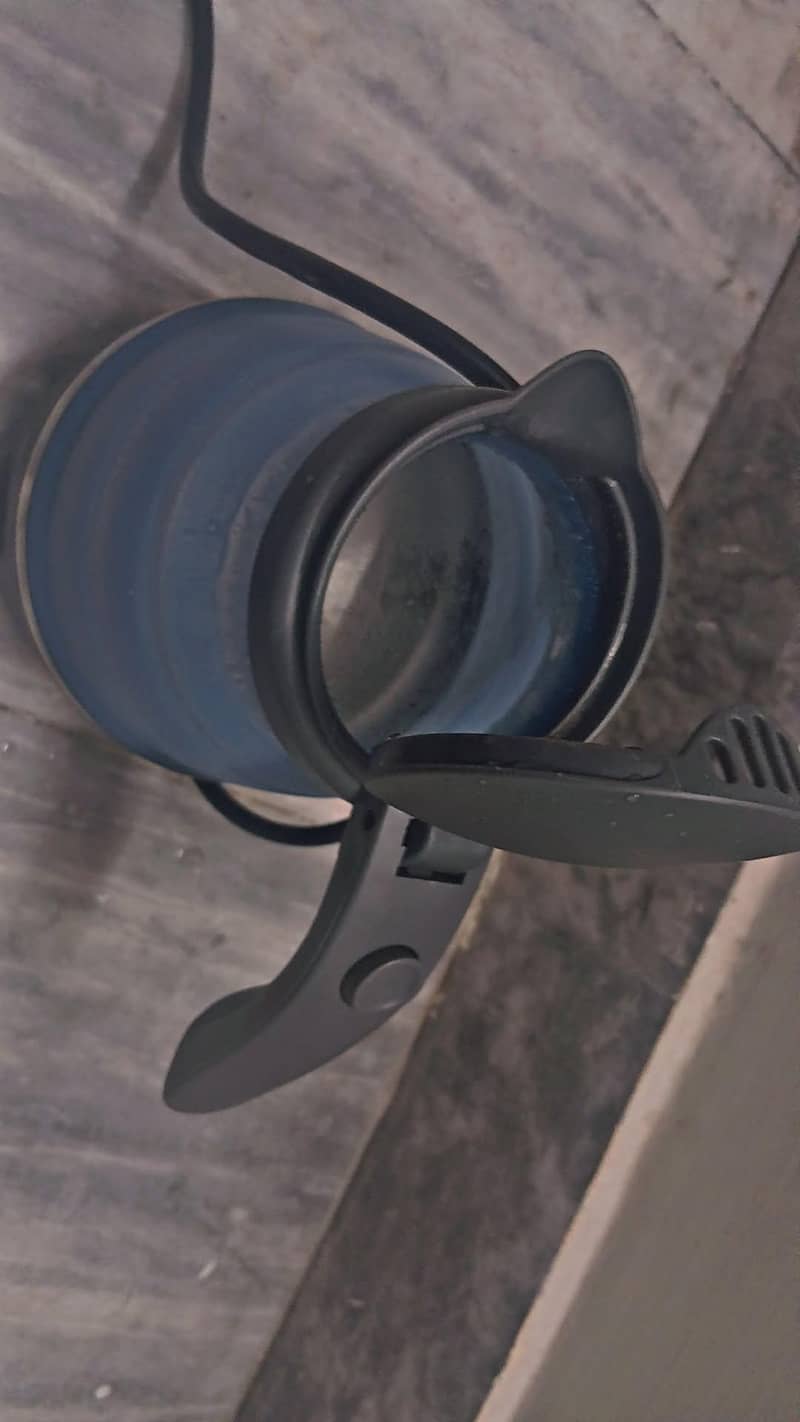 Foldable Electric Kettle 2