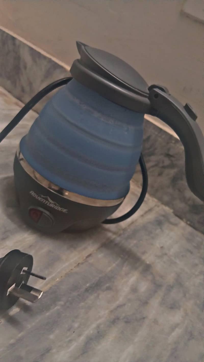 Foldable Electric Kettle 4