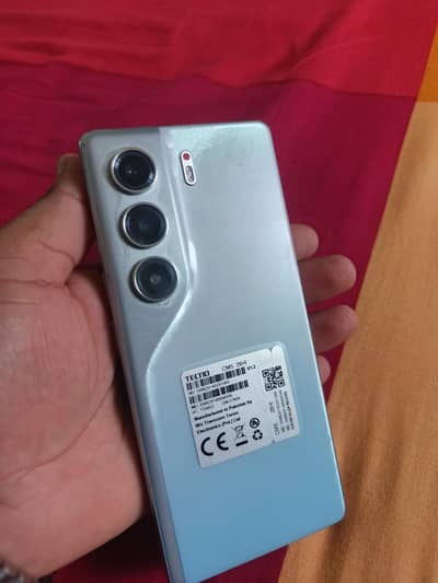 Tecno CAMON 40