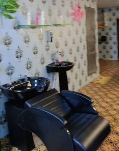 Hair wash unit