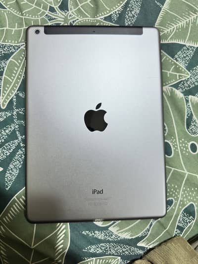 iPad Air mint condition like new