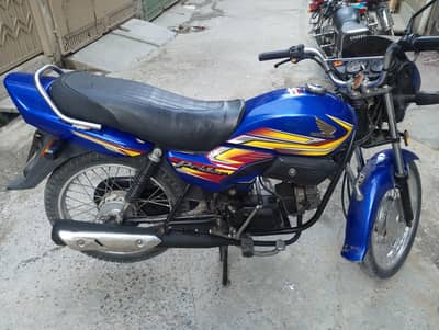 Honda pridor - Islamabad number