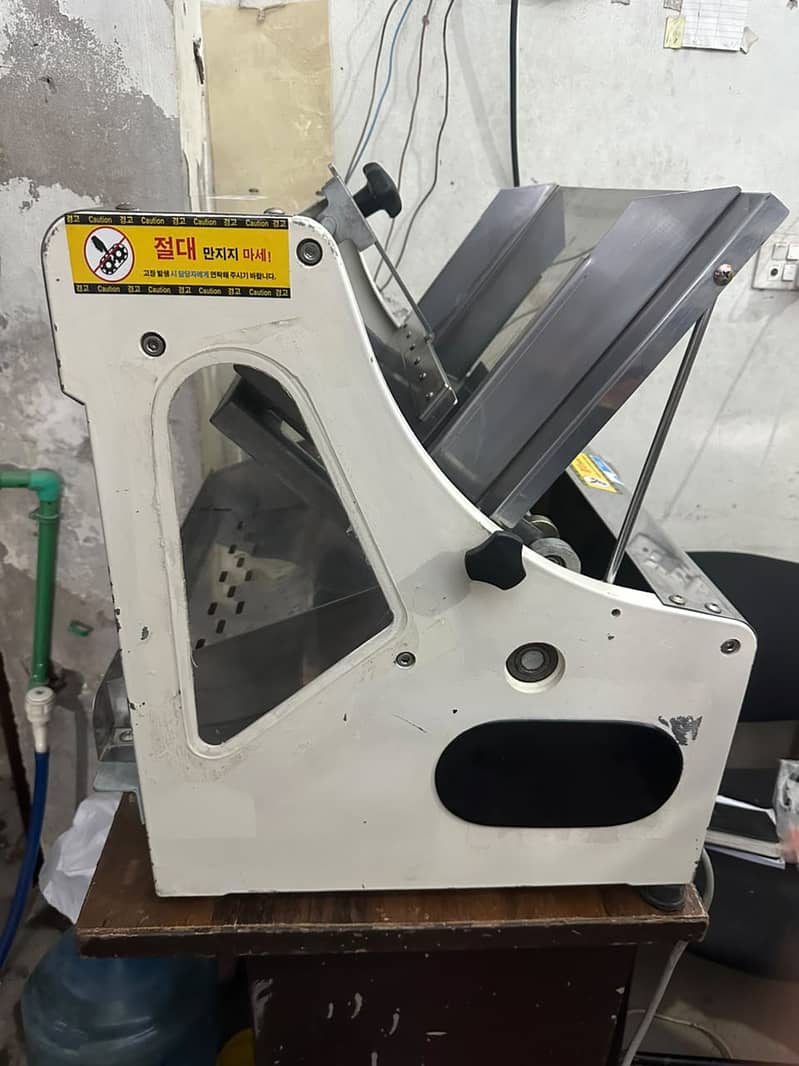 Cutter/Bread Slicer/Bread Cutting Machine/Electric Bread Cutter 0