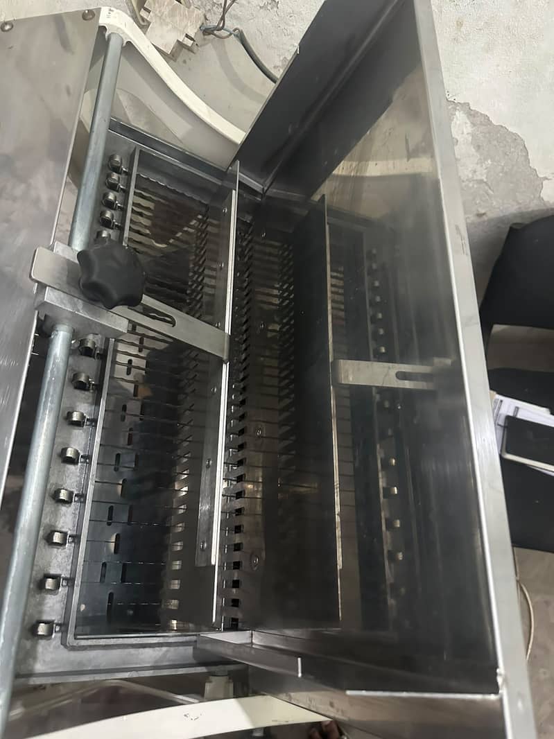 Cutter/Bread Slicer/Bread Cutting Machine/Electric Bread Cutter 5