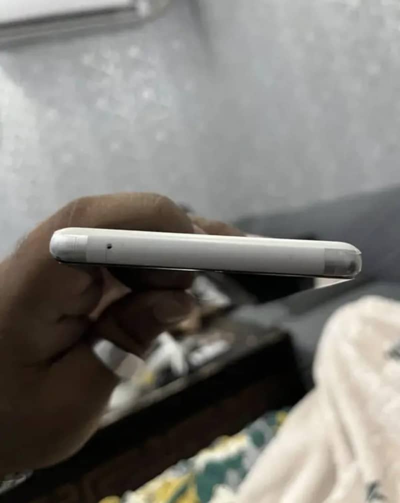 Google Pixel 6 Pro 4