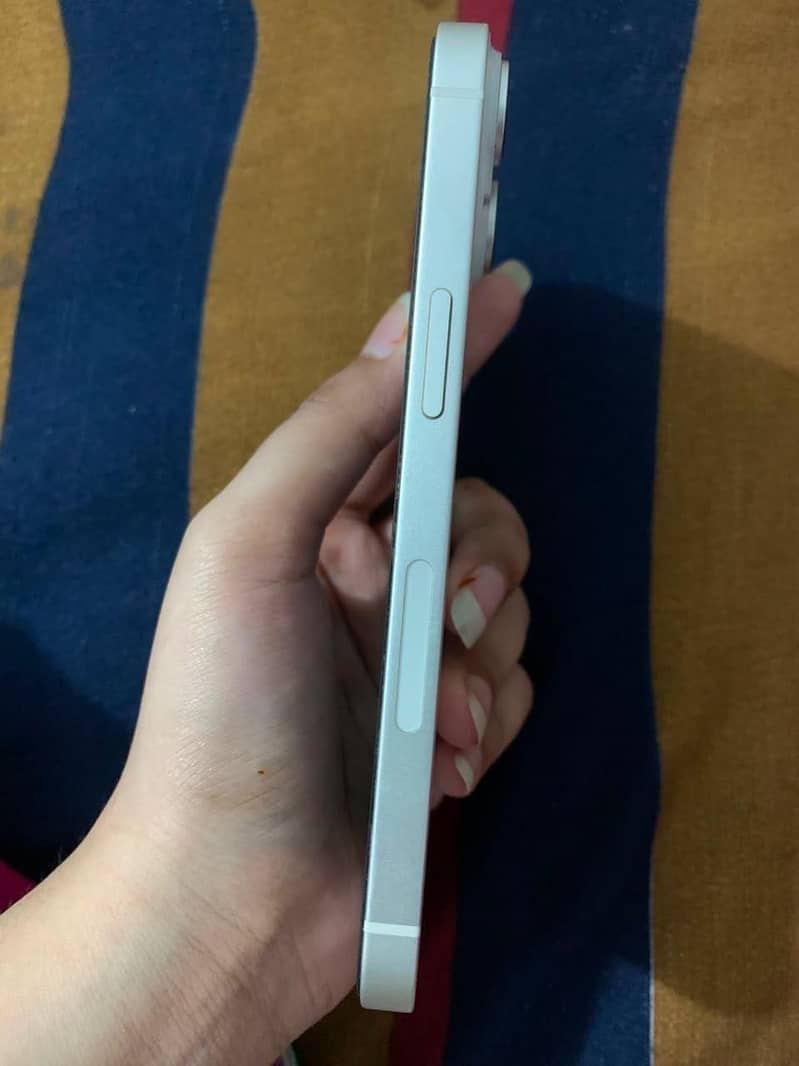 Apple iPhone 14 2