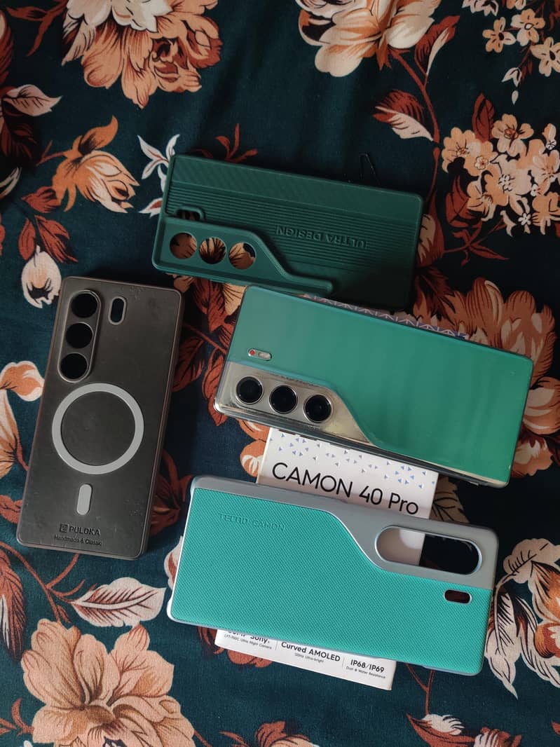 Tecno CAMON 40 Pro 0