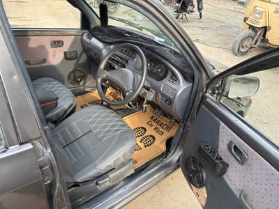 Daihatsu Cuore 2012