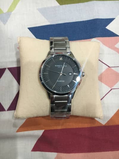 Kenneth cole