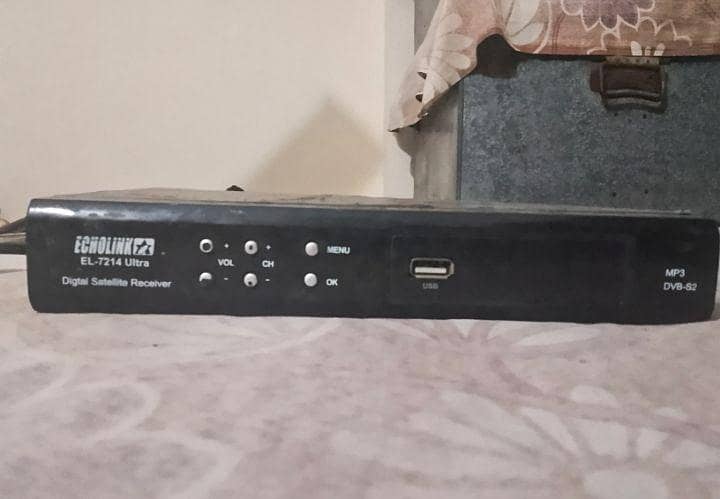 DISH & RECEIVER 1