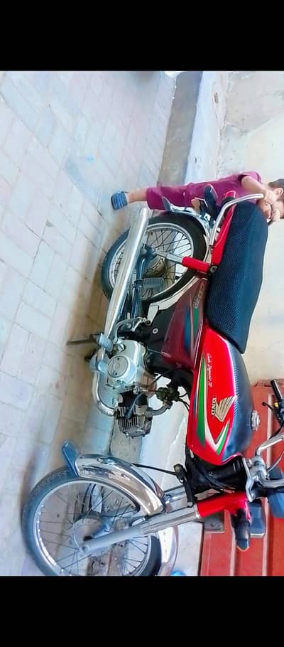 Honda 70 1st owner 1 hand use very urgent sale all documents original