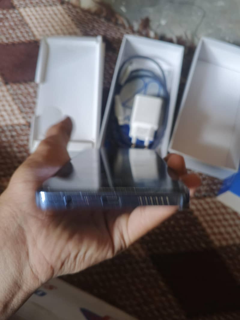 Tecno CAMON 20 2