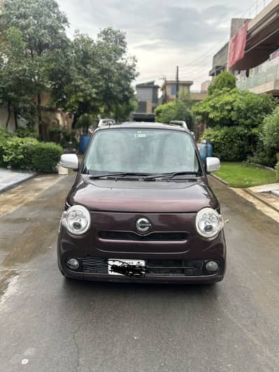 Daihatsu Mira 2016