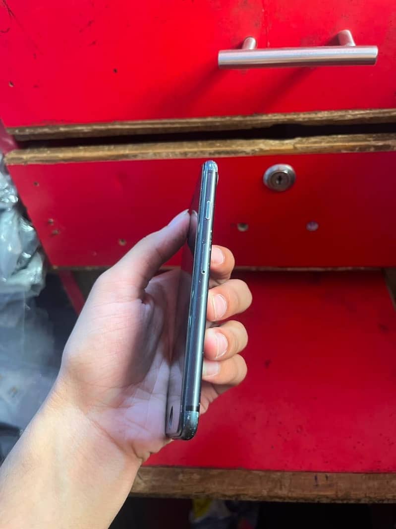 Apple iPhone 7 4