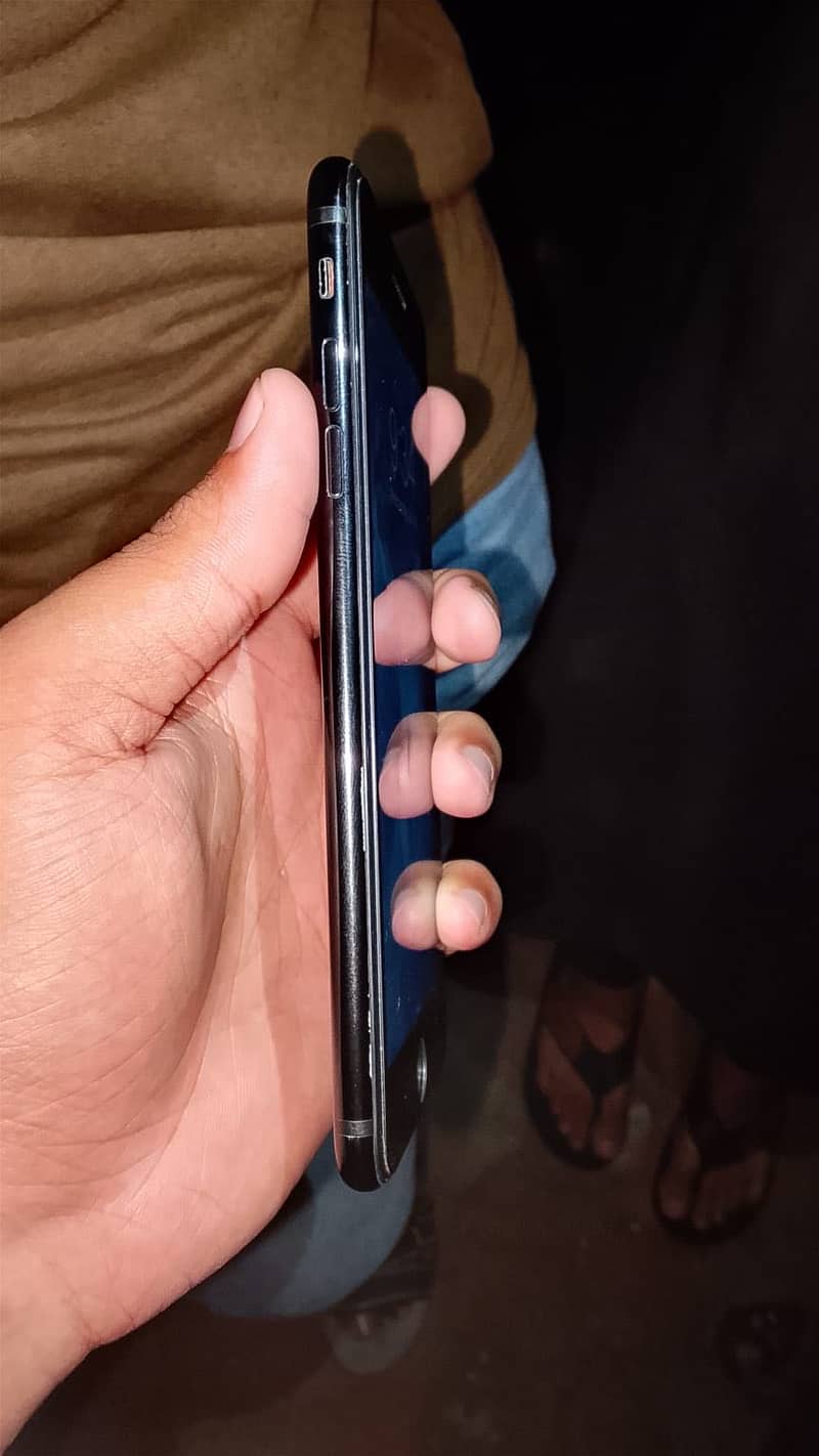Apple iPhone 7 Plus 1