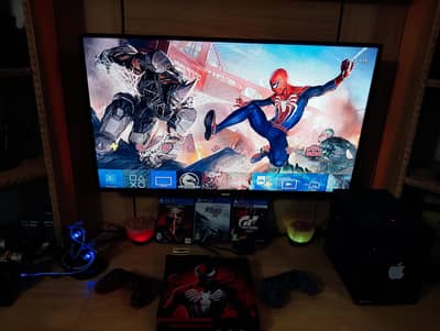pS4 slim 1TB with 2 original controllers spiderman edition