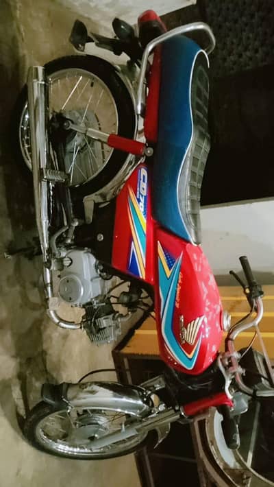 Honda 70 1st owner 1 hand use urgent sale lush condition