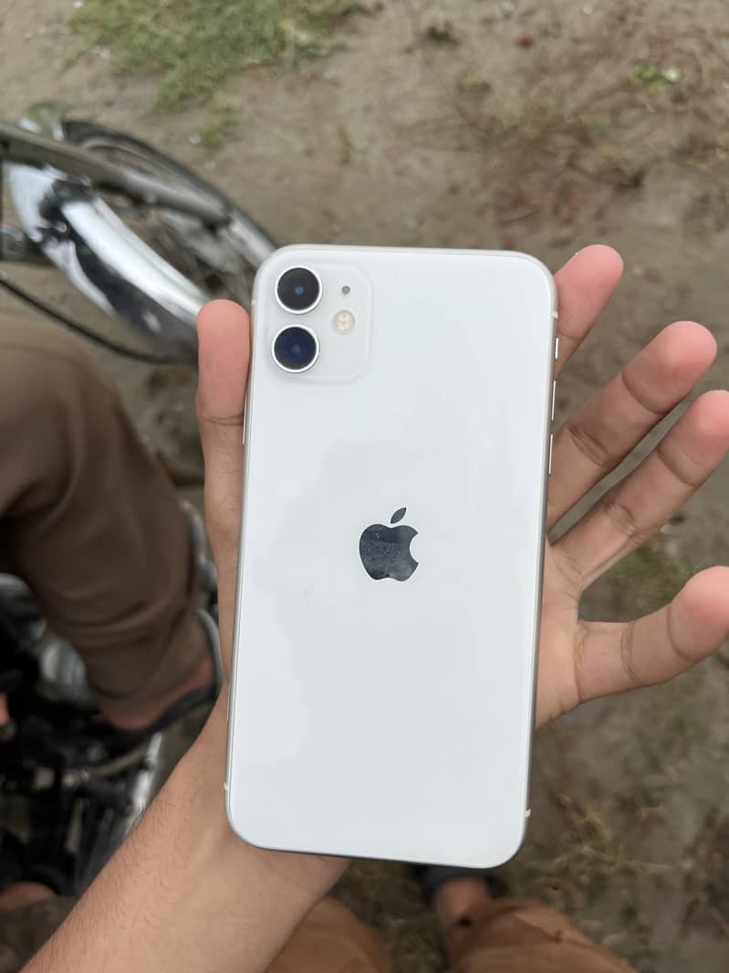 Apple iPhone 11 5