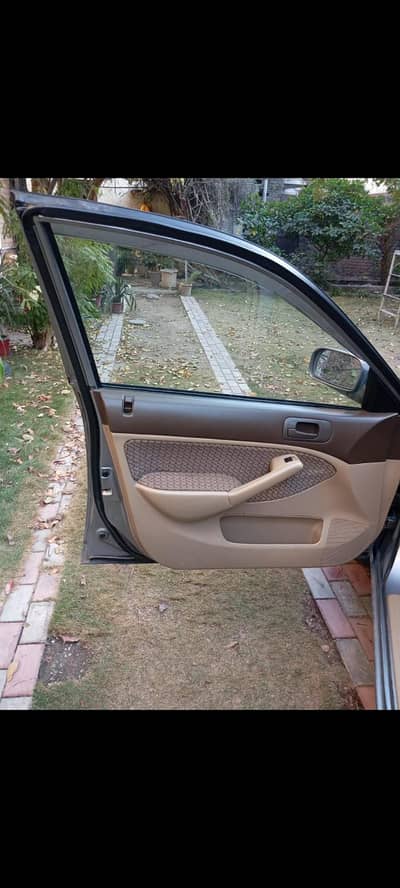 Honda Civic EXi 2005