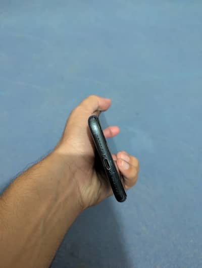Apple iPhone XR