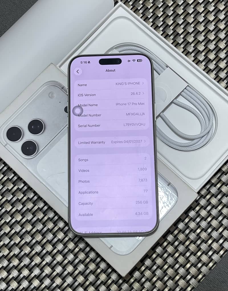Apple iPhone 17 Pro Max 1