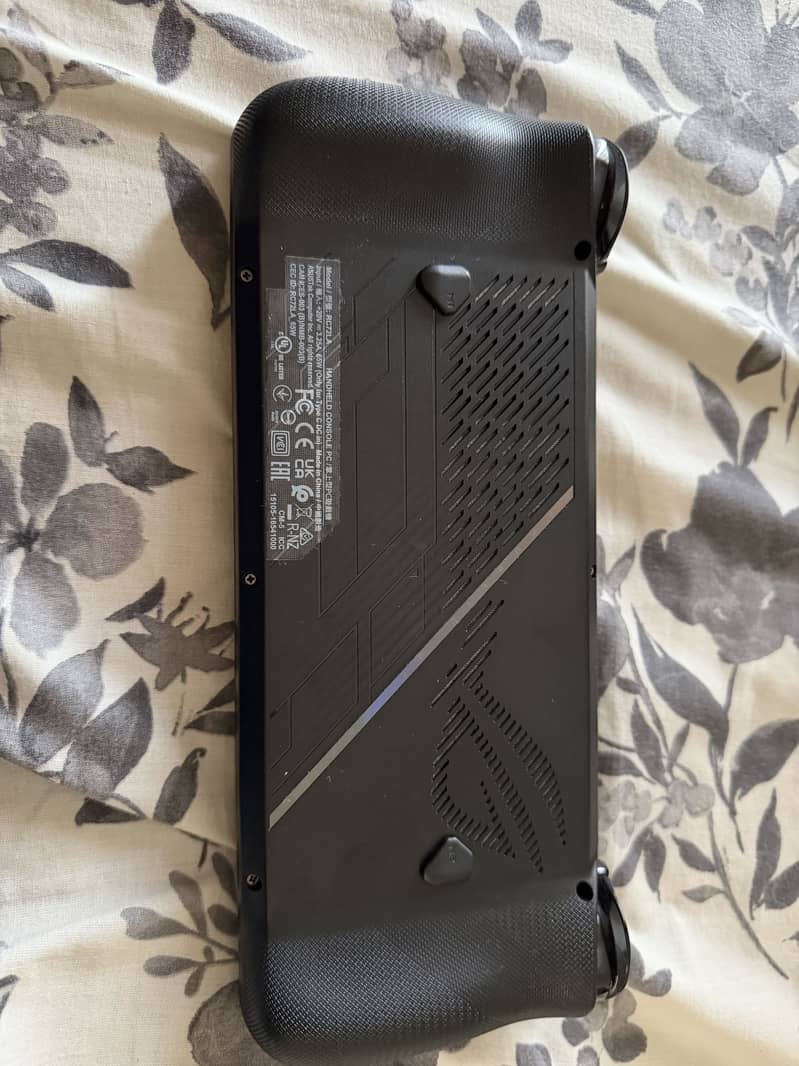Rog Ally X 4
