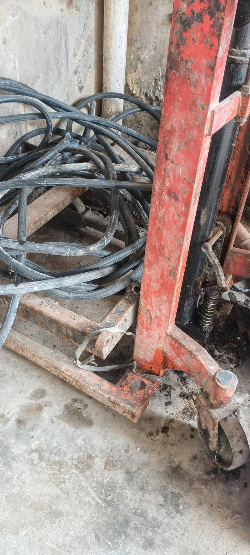 big lifter working 0