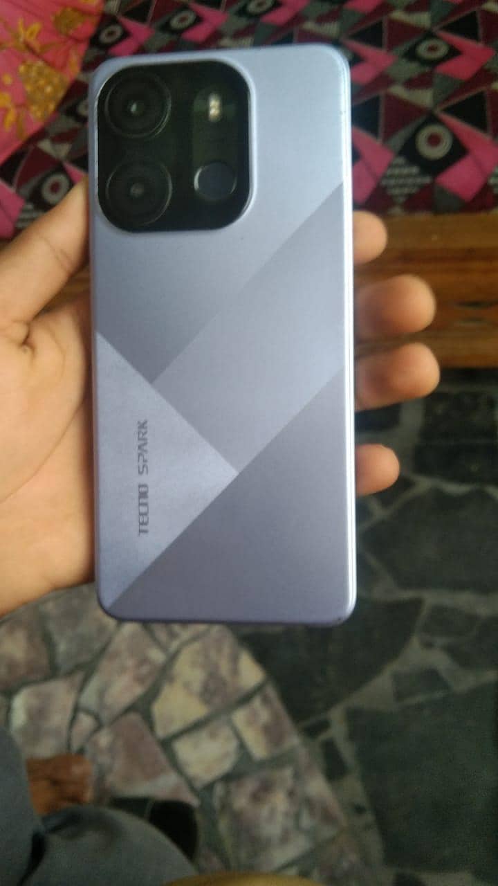 mobile  Tecno speark 0