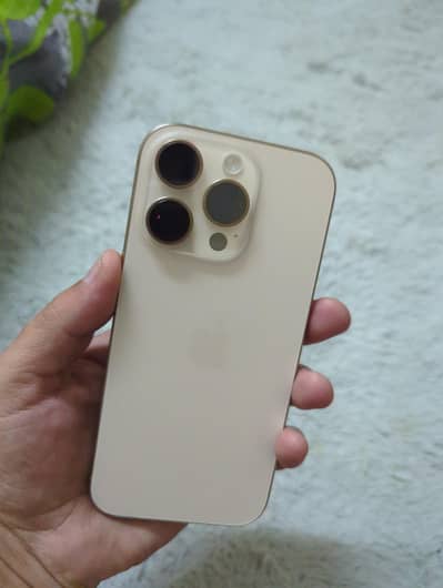 Apple iPhone 16 Pro