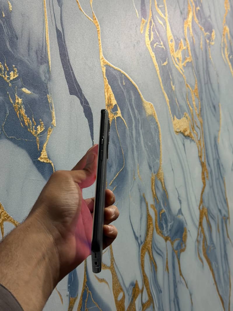 OnePlus 9 pro 2