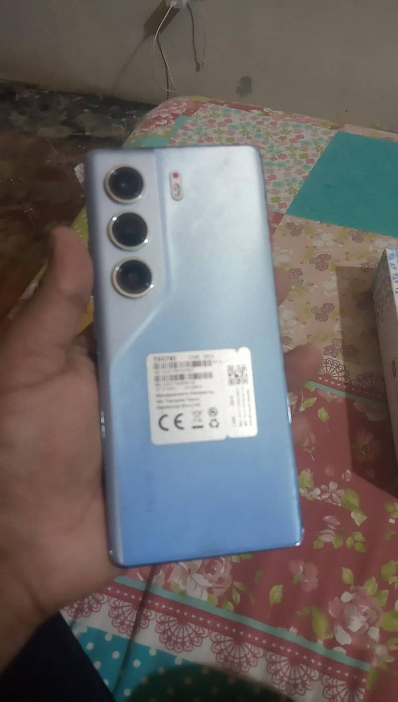 Tecno CAMON 40 Pro 2