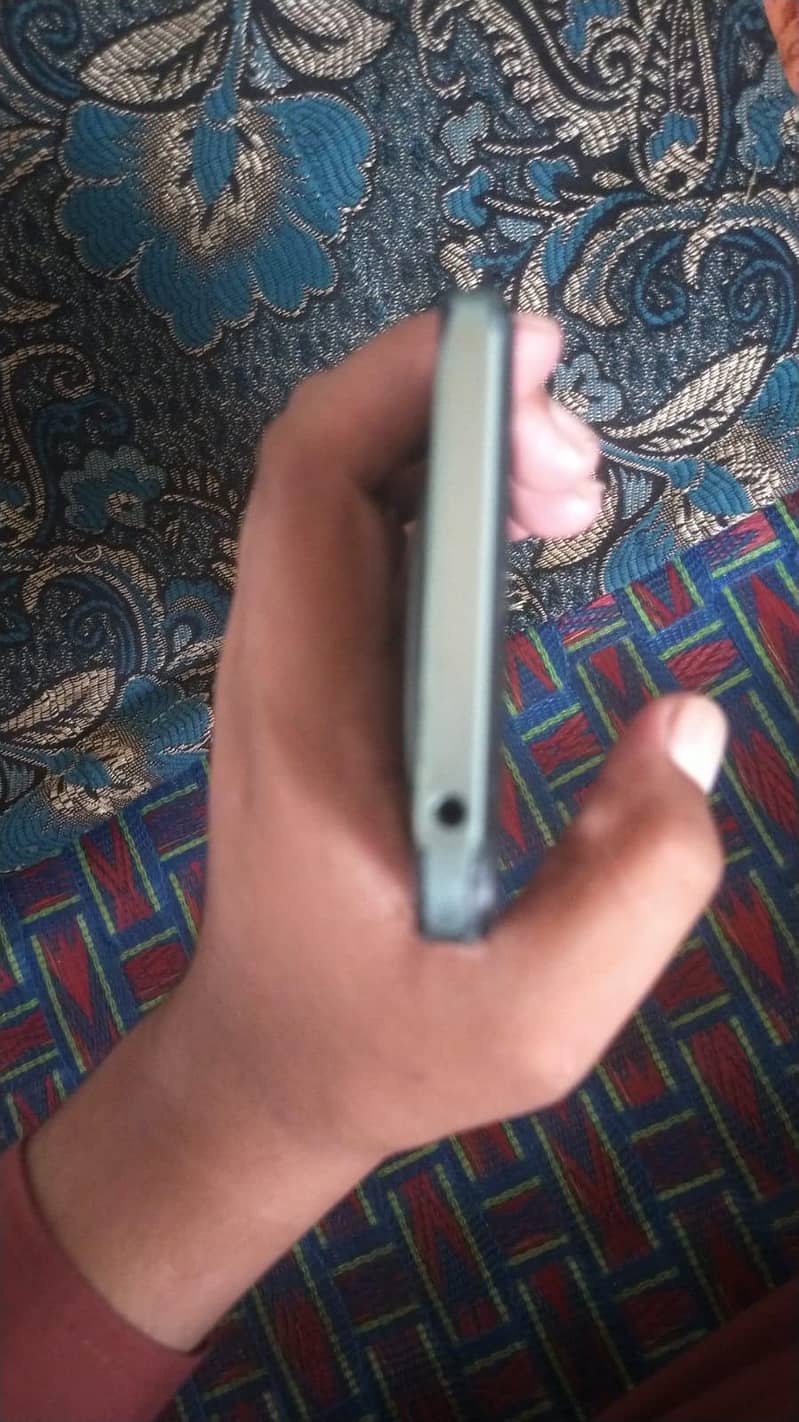 Xiaomi POCO C75 3