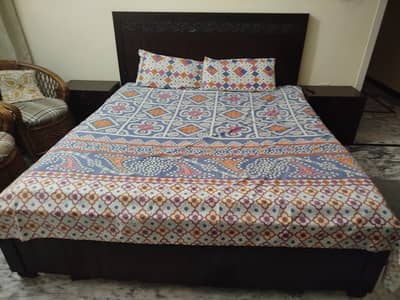 Bed set with side tables and dressing rack