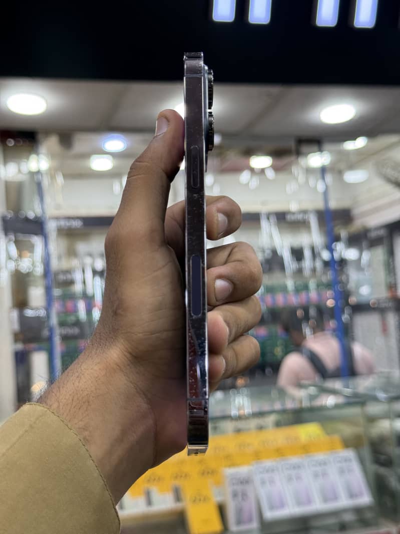 iPhone 14 Pro Max 3