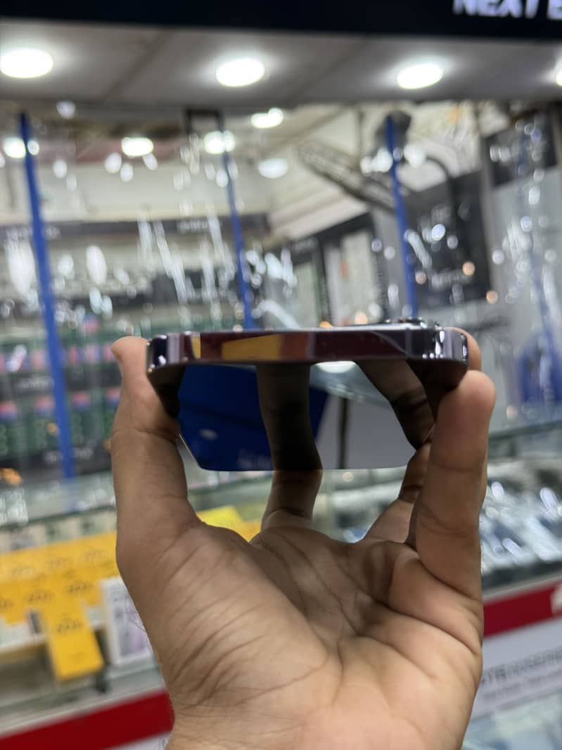 iPhone 14 Pro Max 5
