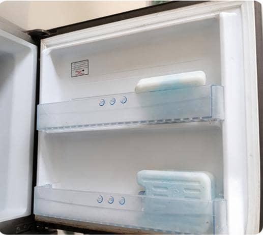REFRIGERATOR 3