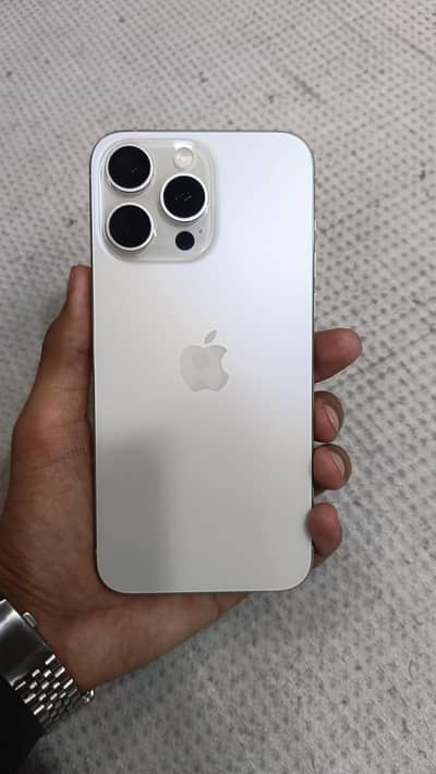 Apple iPhone 15 Pro Max pta approved 256gb
