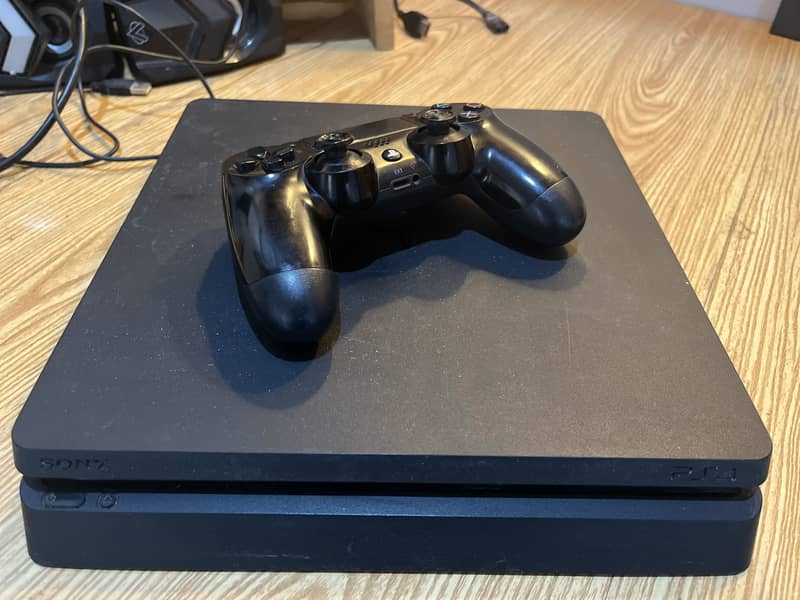 Ps4 Slim 0