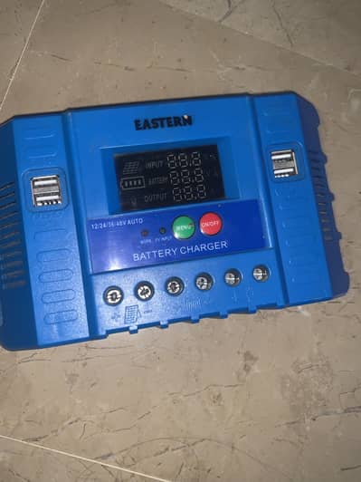 Eastern 60A battery charger solar controller